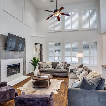 5Br Lux! Pool, Games & Theater Villa